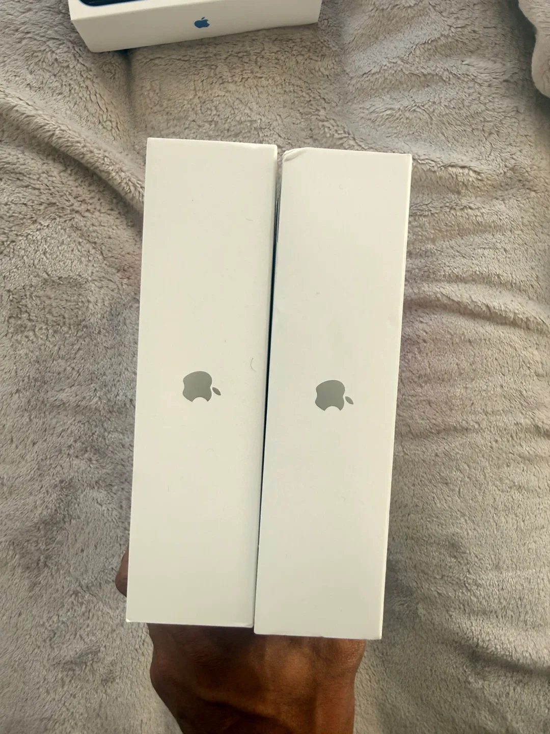 New Apple iPad (A15) 128GB Wi-Fi + Cellular image indicator(3)