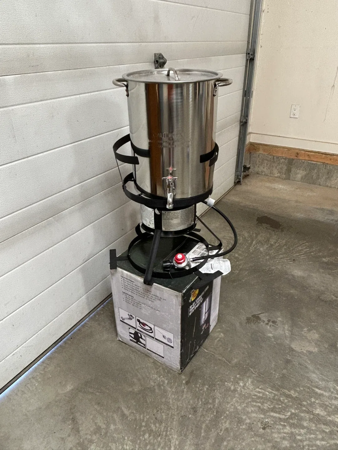 Bass Pro Shops 30-QT Stainless Steel Turkey Fryer Kit