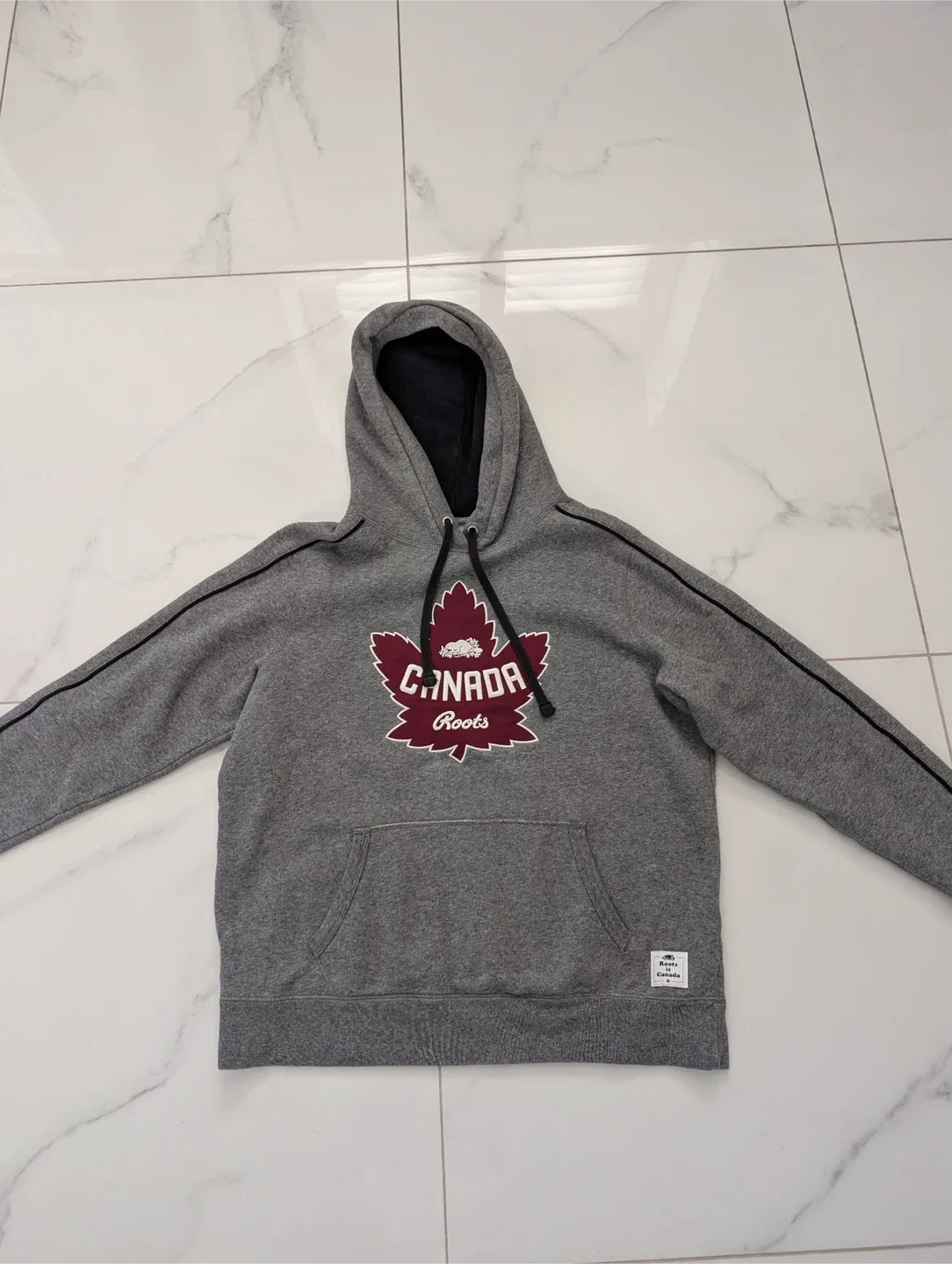 Roots Canada Grey Hoodie - Size M