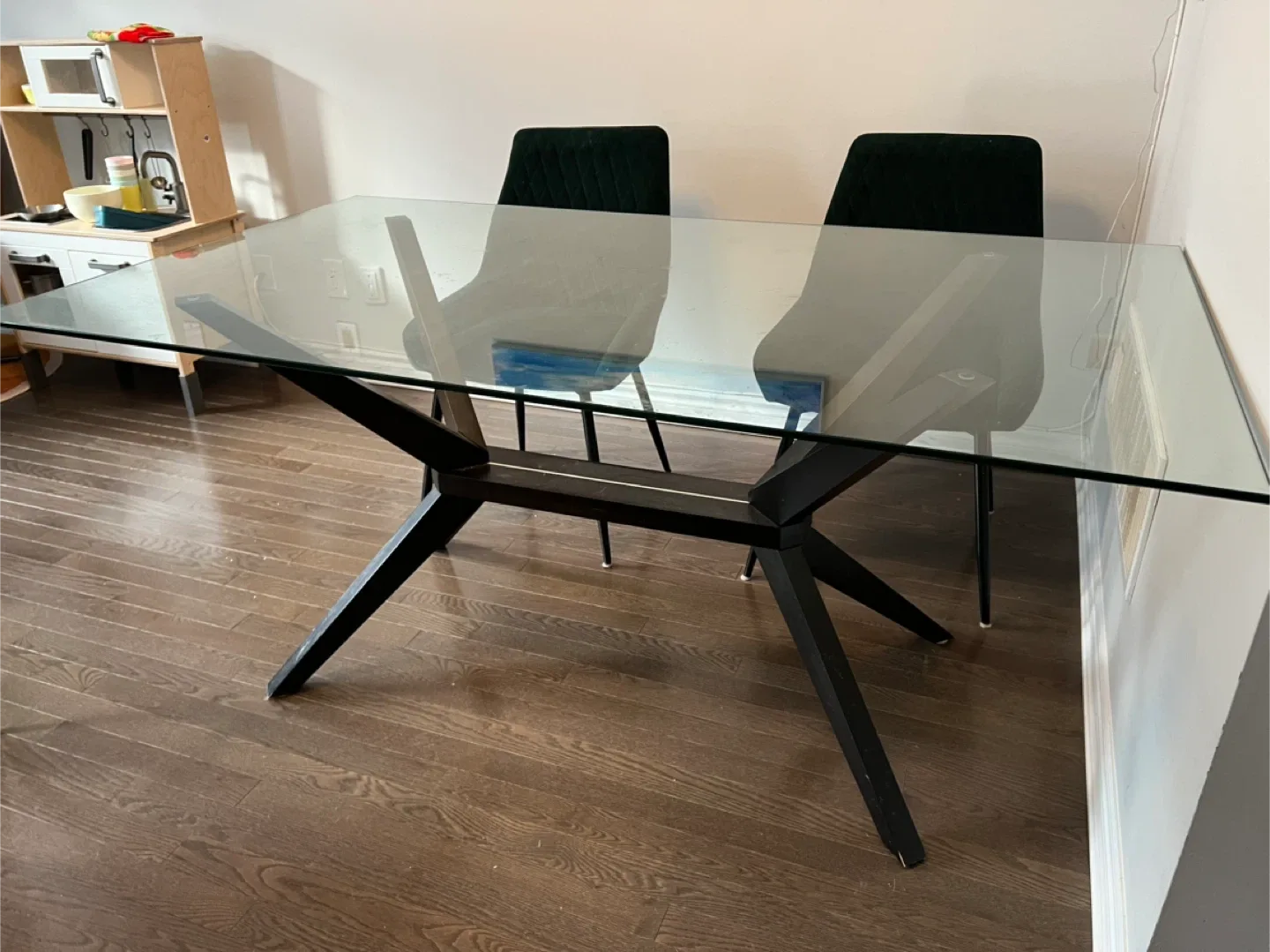 Glass Top Dining Table with 4 Green Velvet Chairs image indicator(5)