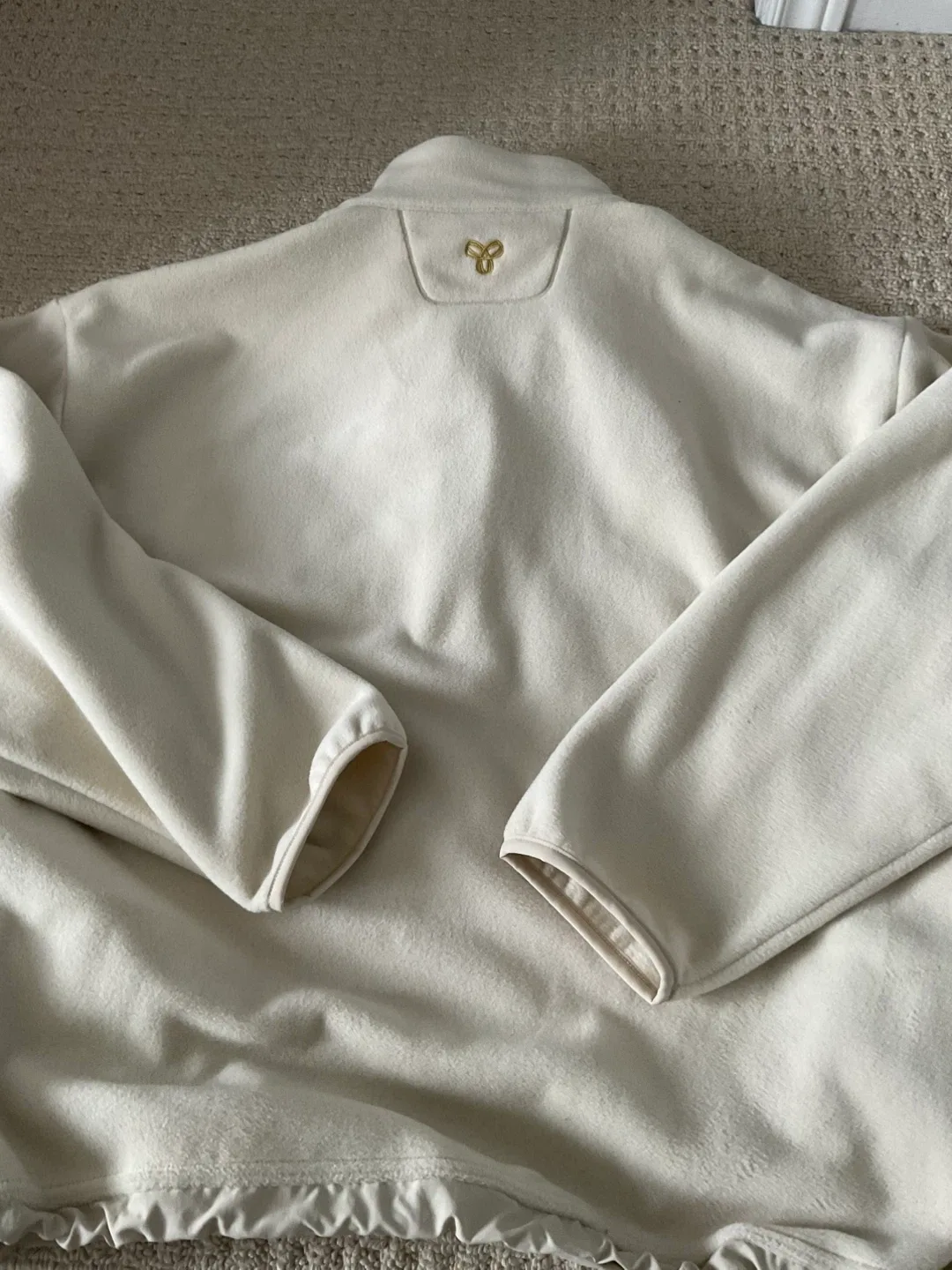 Aritzia TNA Gold Fleece 1/2 Zip Pullover - L nwt image indicator(3)