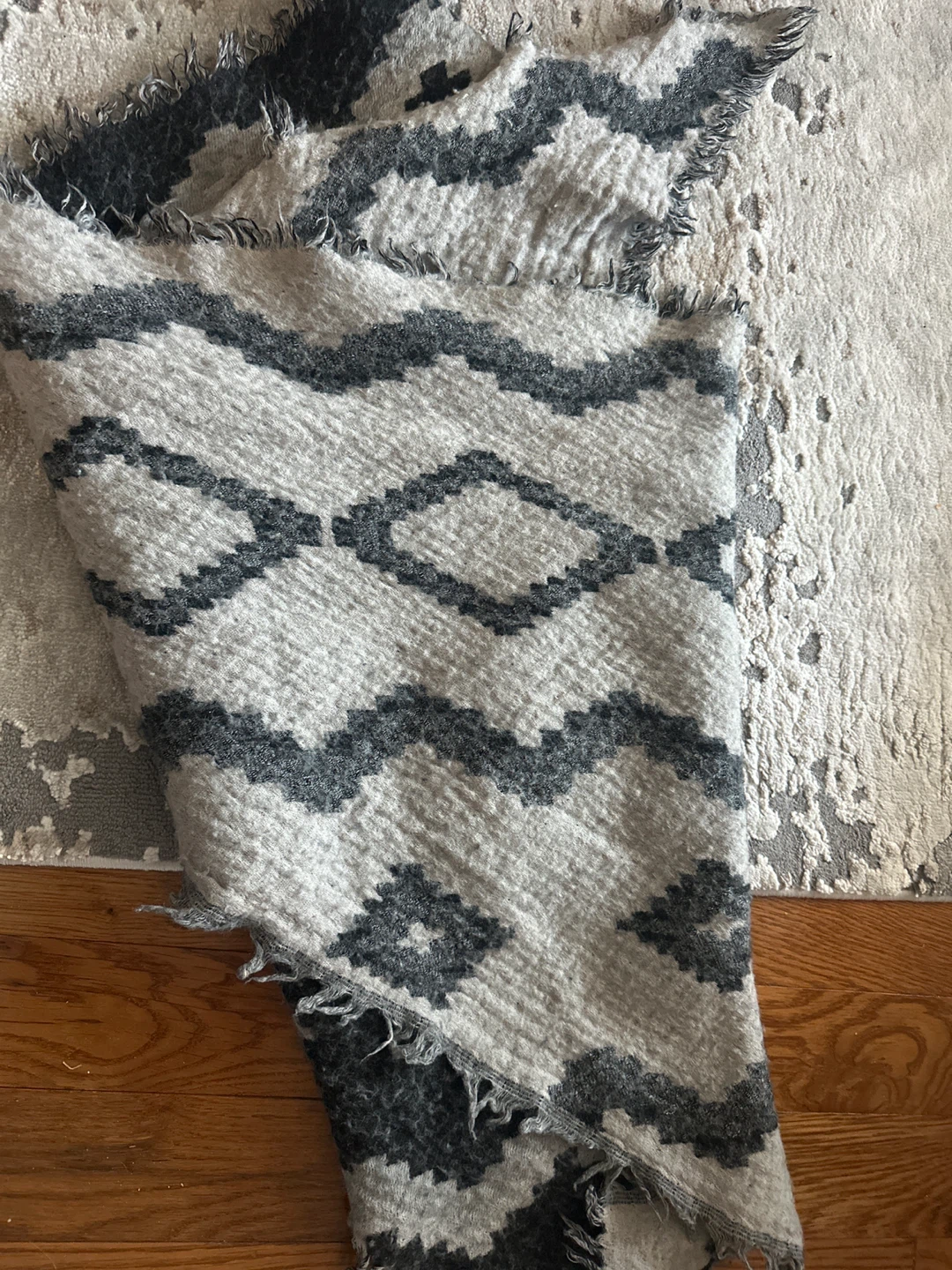 Wilfred Wool Blend Scarf - Grey/White - photo 2