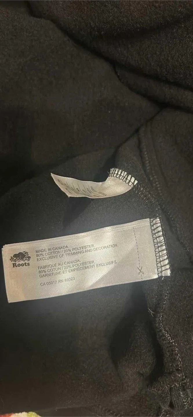 Roots Canada Hoodie - Size M image indicator(3)