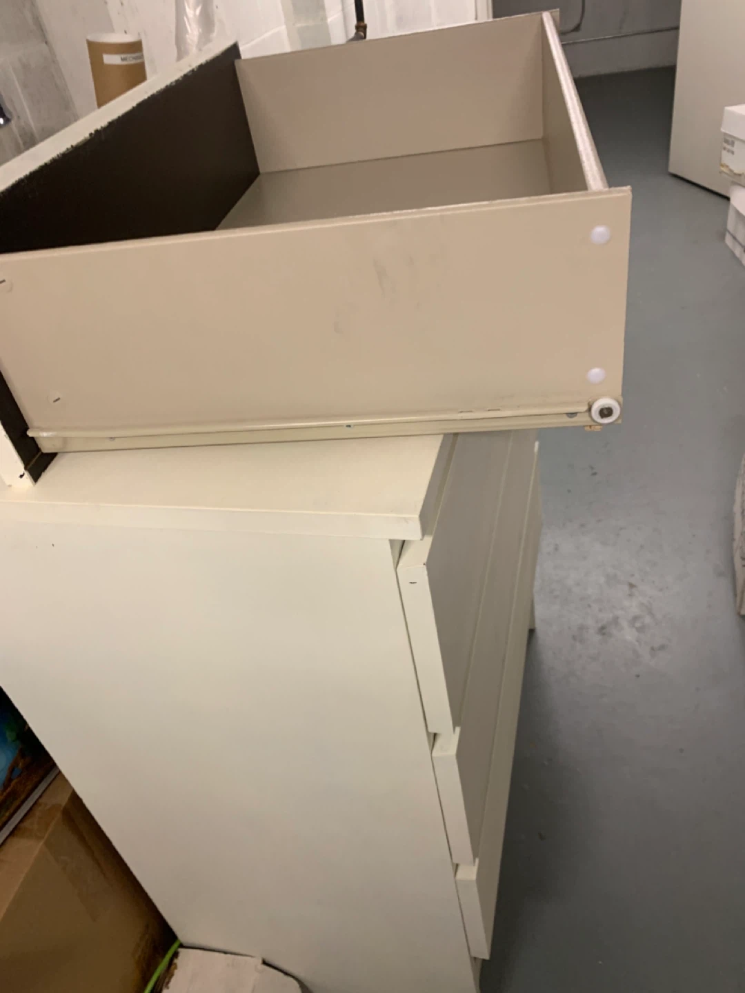 Dresser - photo 4