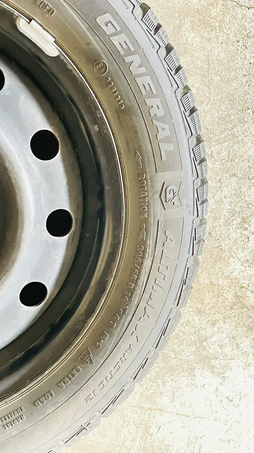 General Altimax Arctic 12 Winter Tire 205/55R16 image indicator(2)