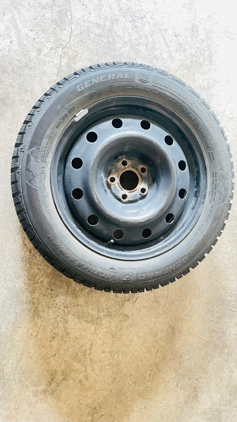 General Altimax Arctic 12 Winter Tire 205/55R16 image indicator(4)