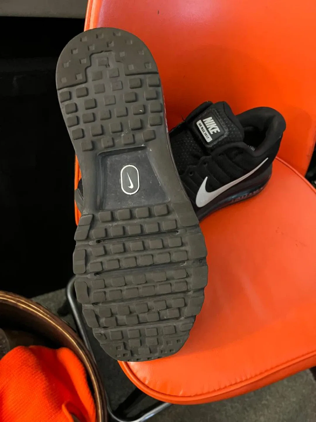 Nike Air Max & Vaporfly Shoes image indicator(2)