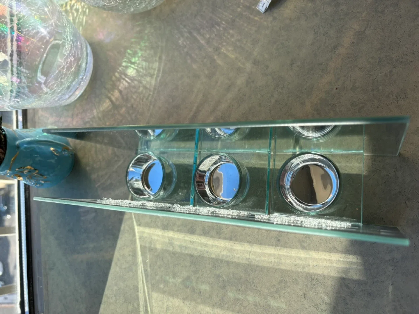 Set of 3 Snowflake Mirror Tealight Holder image indicator(7)