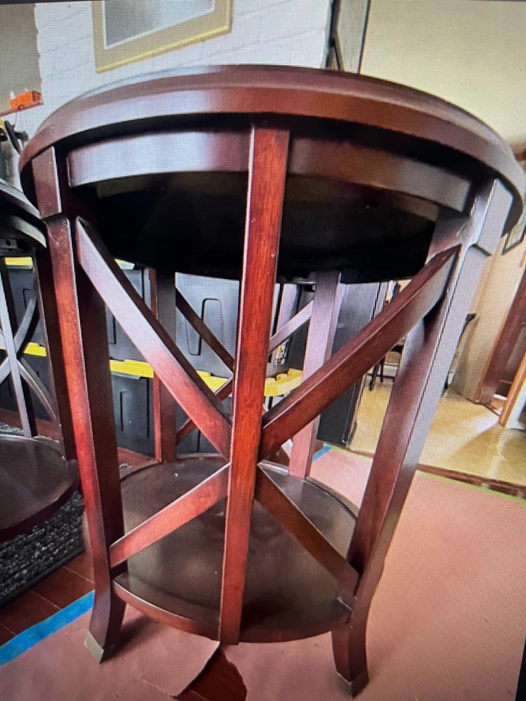 Bombay Company Round End Tables - Set of 2 - photo 3