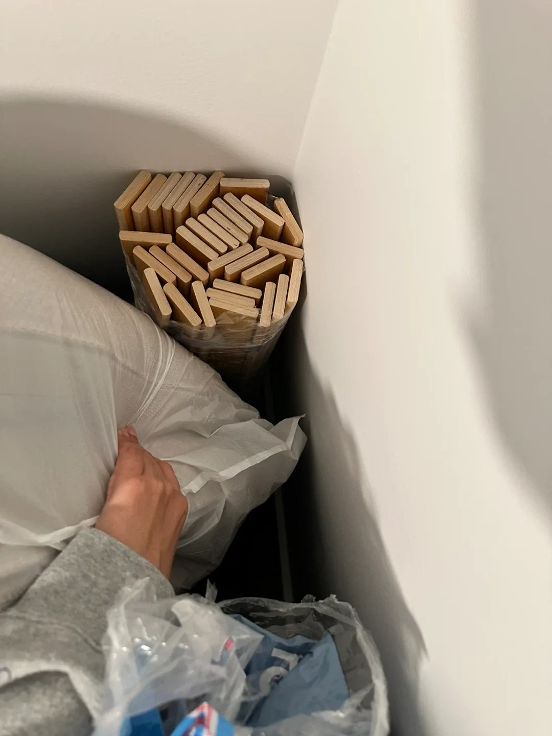 Malm IKEA Full bed frame and mattress image indicator(6)