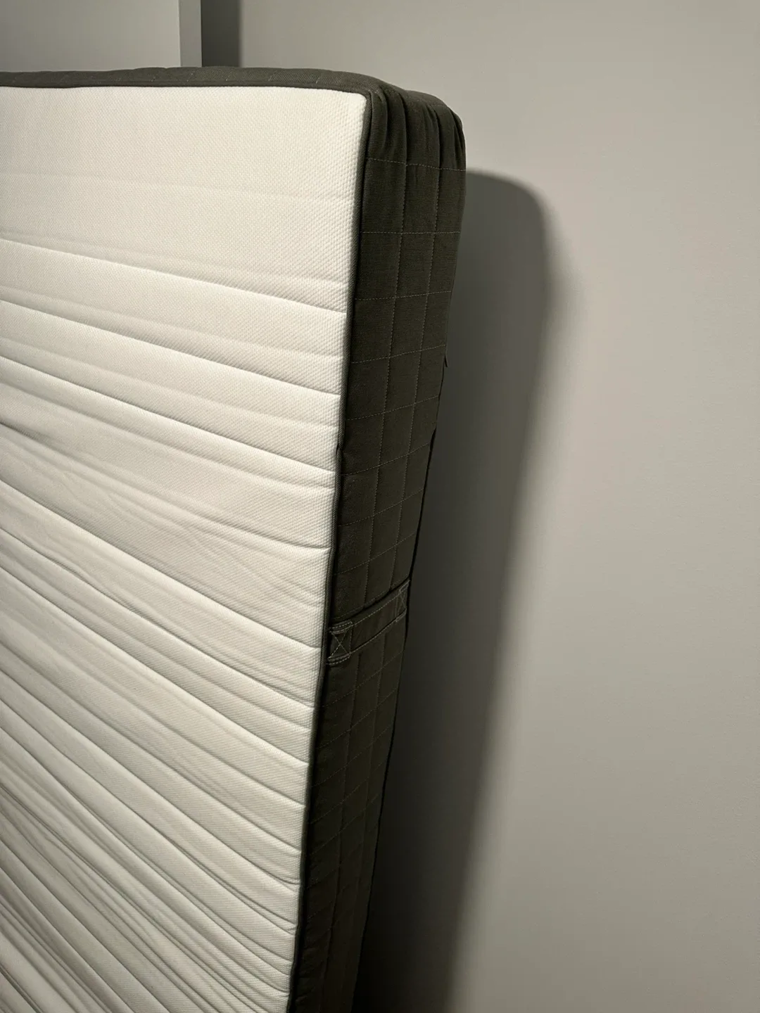 Malm IKEA Full bed frame and mattress image indicator(8)