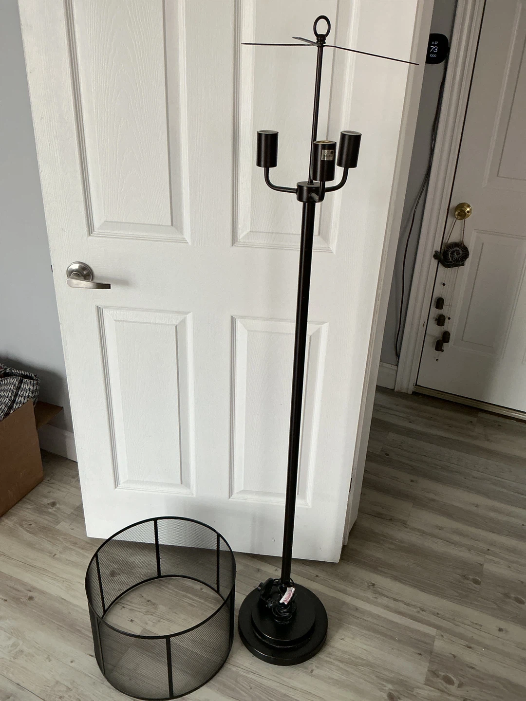 🖤 Modern Black Iron Floor Lamp – DIY Friendly! - photo 4