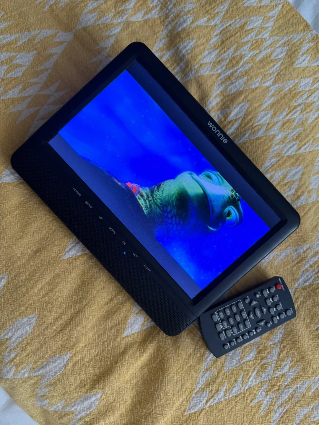 WONNIE Portable DVD Player with Remote