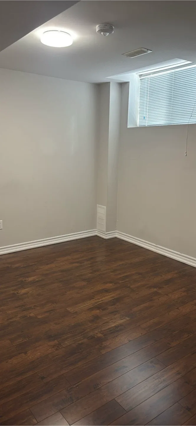 Rent basement apartment image indicator(4)