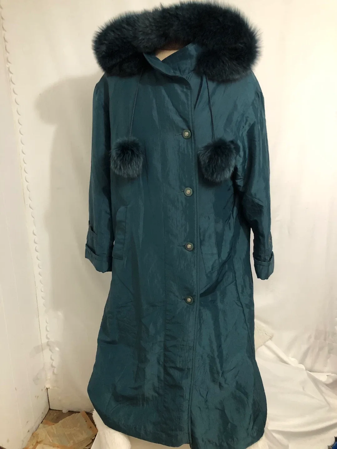 Women’s Teal Hooded Long Coat. Size Large. Antels.