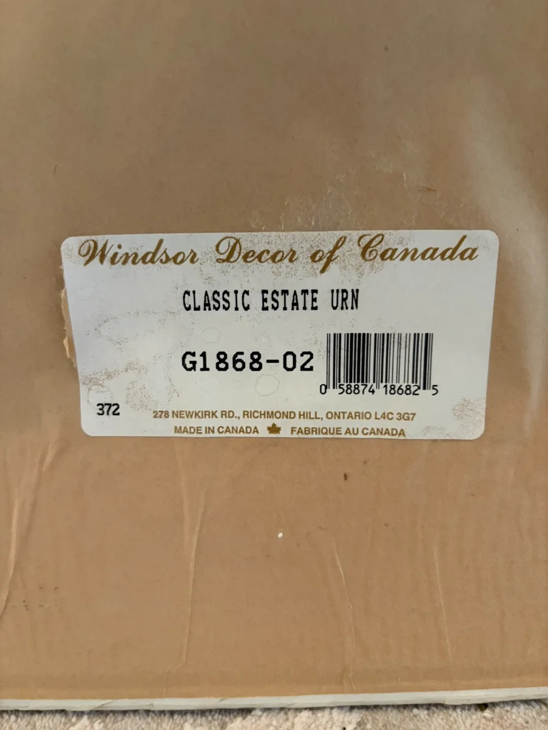 Windsor Decor Classic Estate Urn Decor image indicator(2)