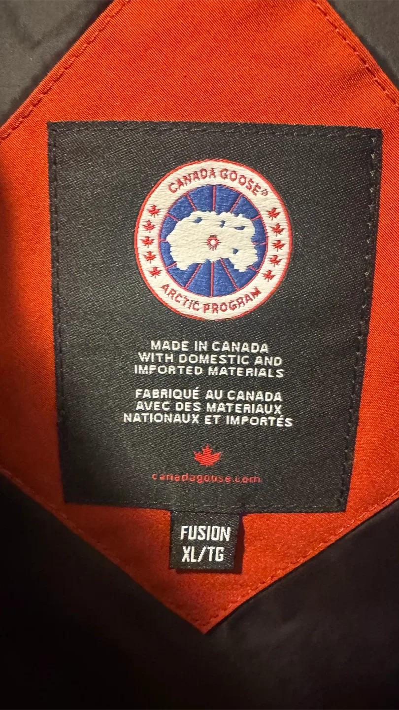 Canada Goose Carson Red  Jacket XL image indicator(4)