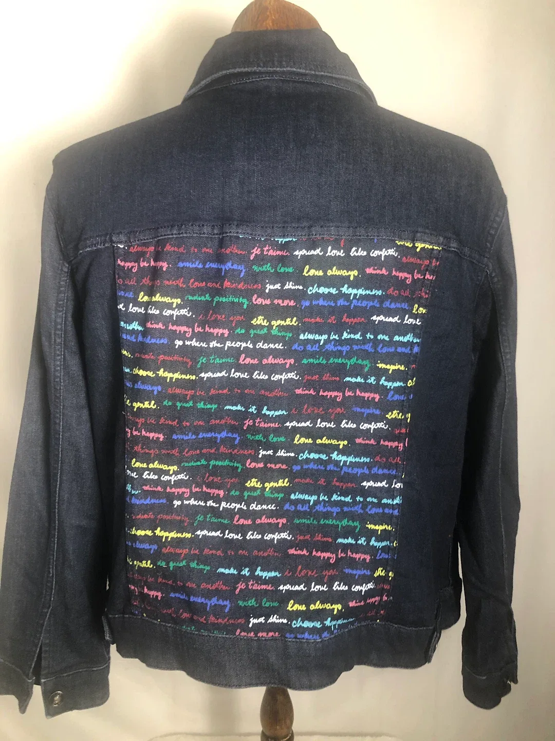Women’s Denim Jacket. Size 1X. Love Ellen Degeneres. image indicator(2)