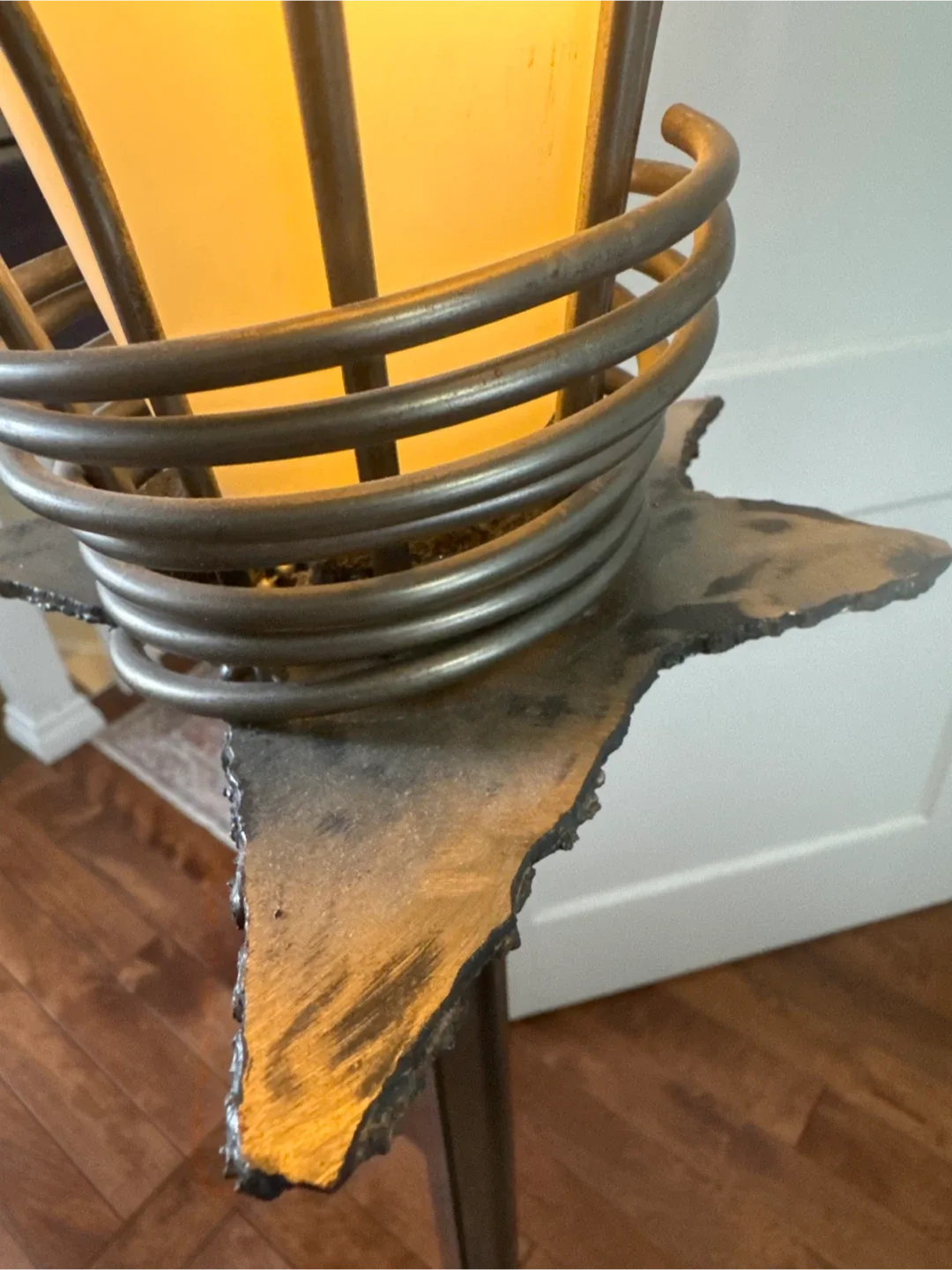 Unique Metal & Glass Floor Lamp image indicator(3)