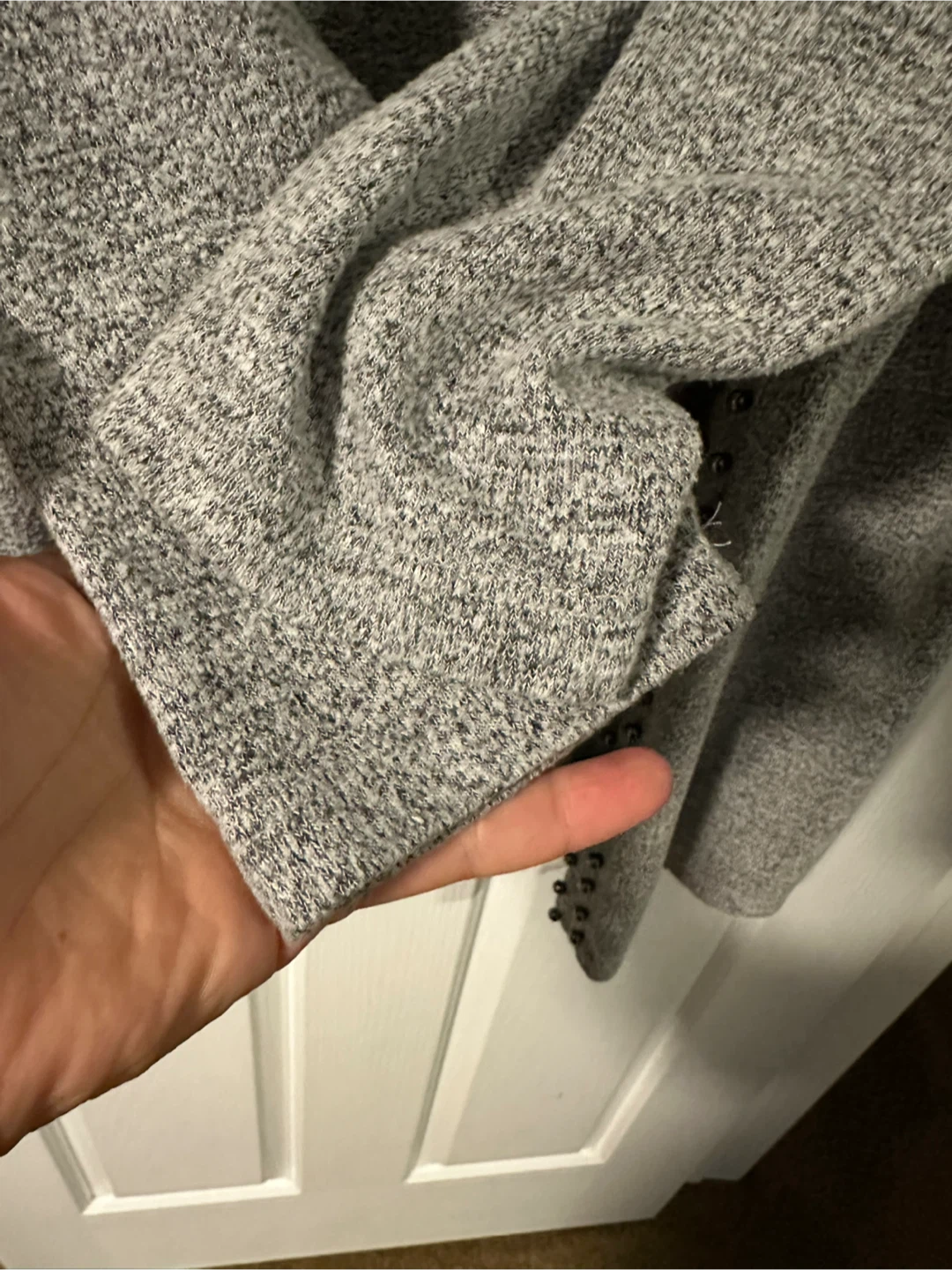 Super pretty Grey Cardigan - size large - photo 3