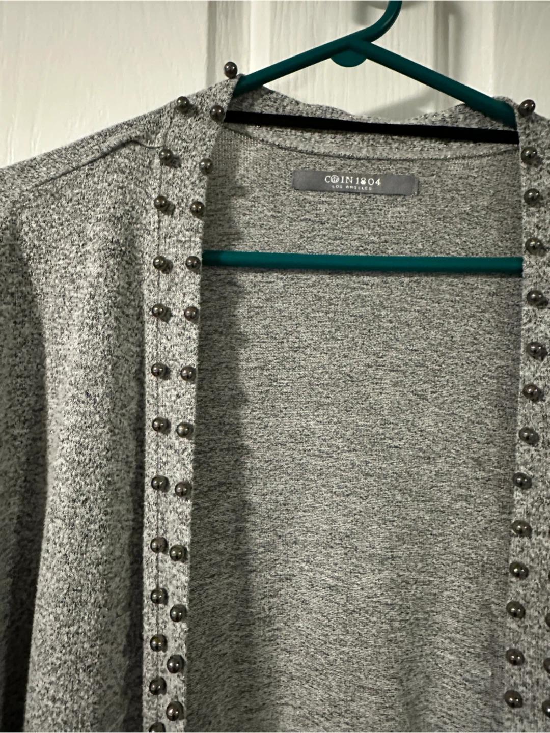 Super pretty Grey Cardigan - size large - photo 2