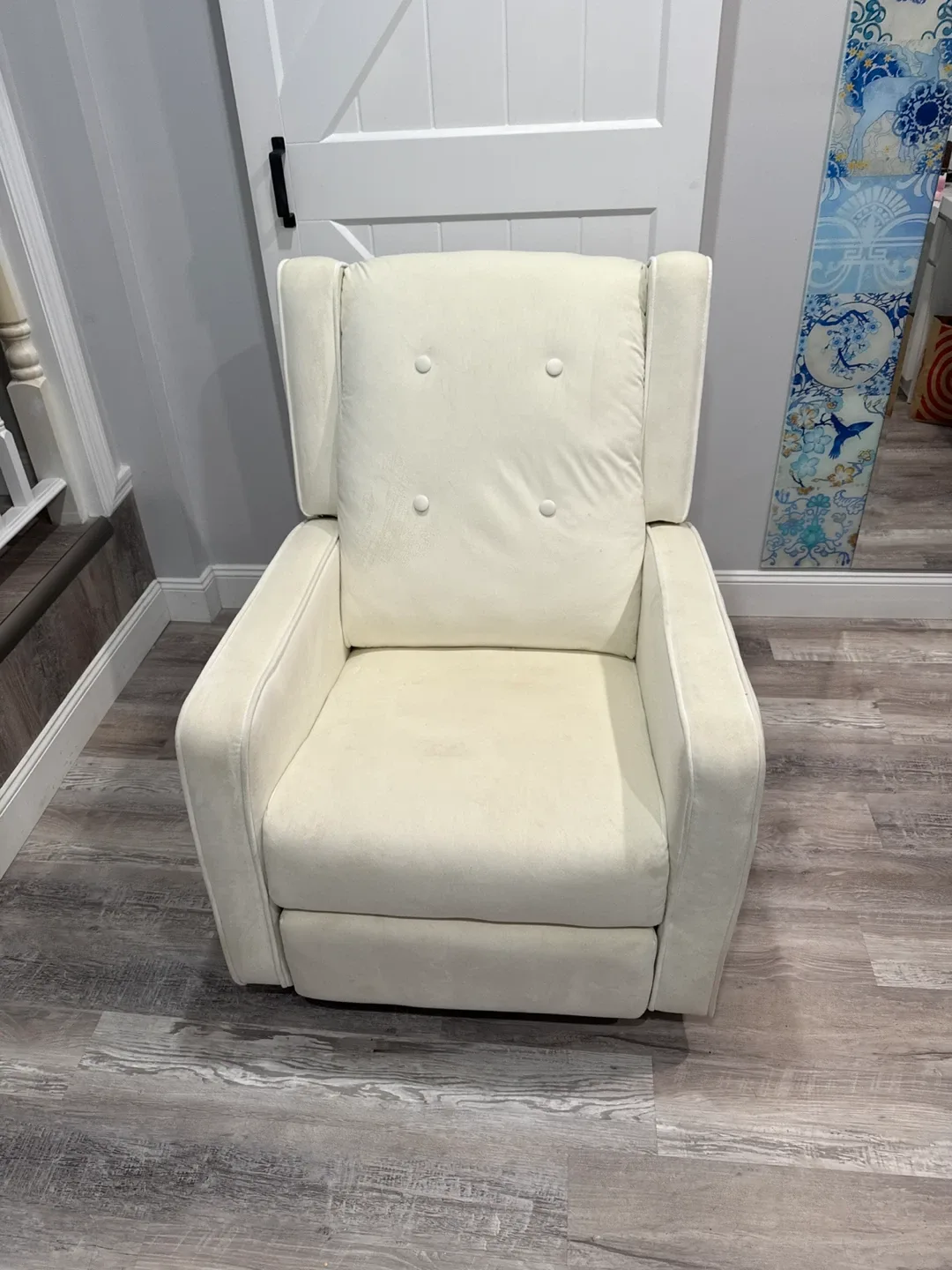 Cream White Recliner Chair