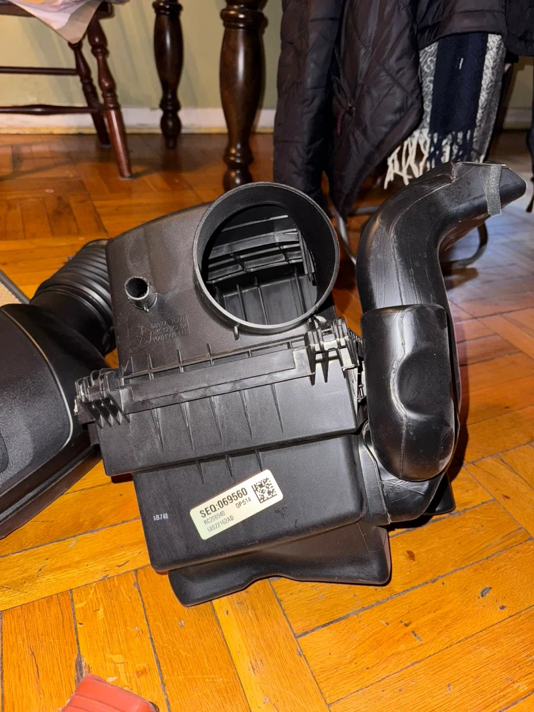 HEMI Air Intake System-dodge Durango 2024 image indicator(2)