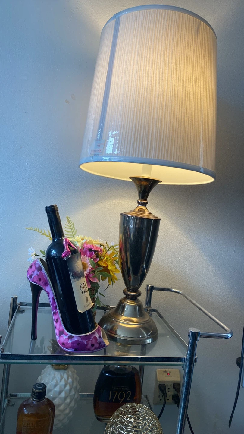 Elegant Table Lamp