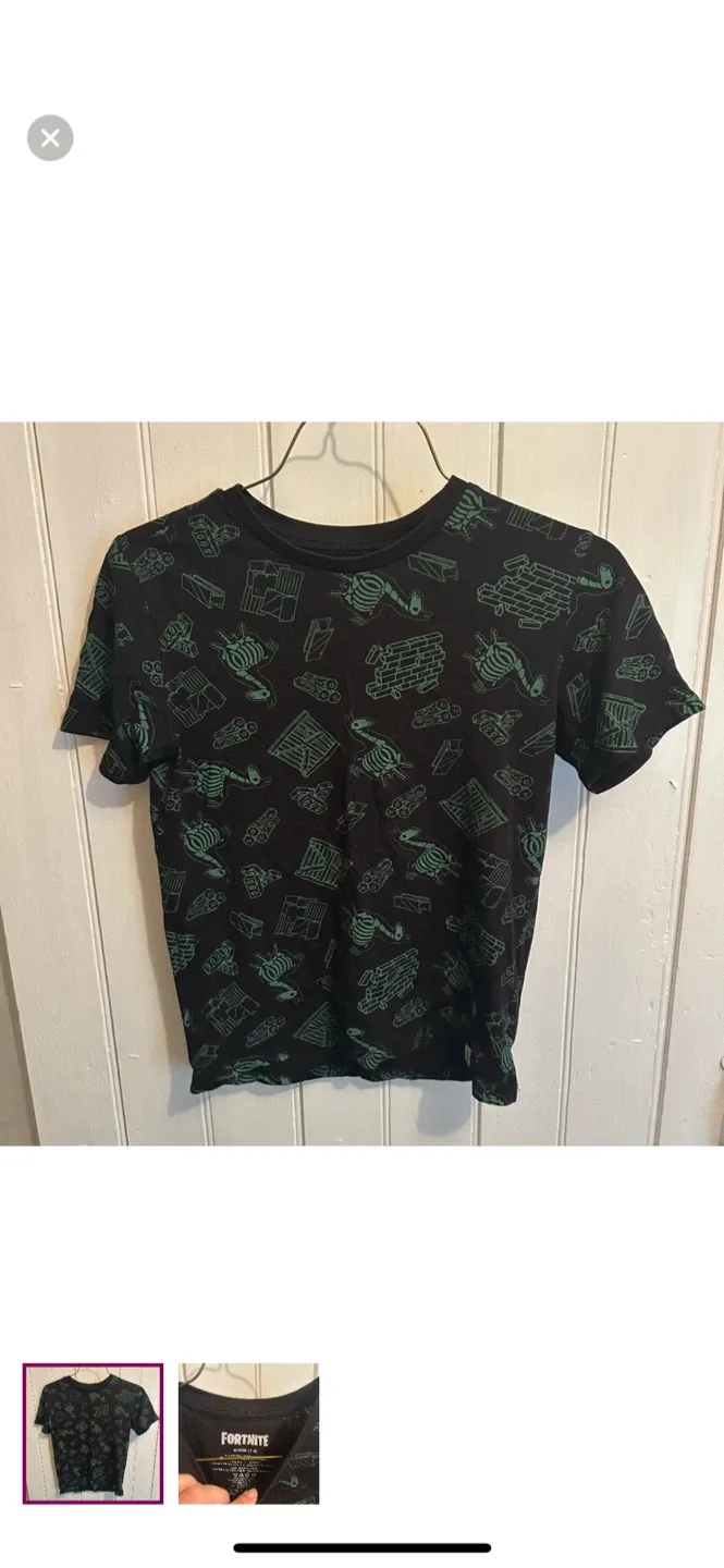 Fortnite T-Shirt, Size M (7-8)