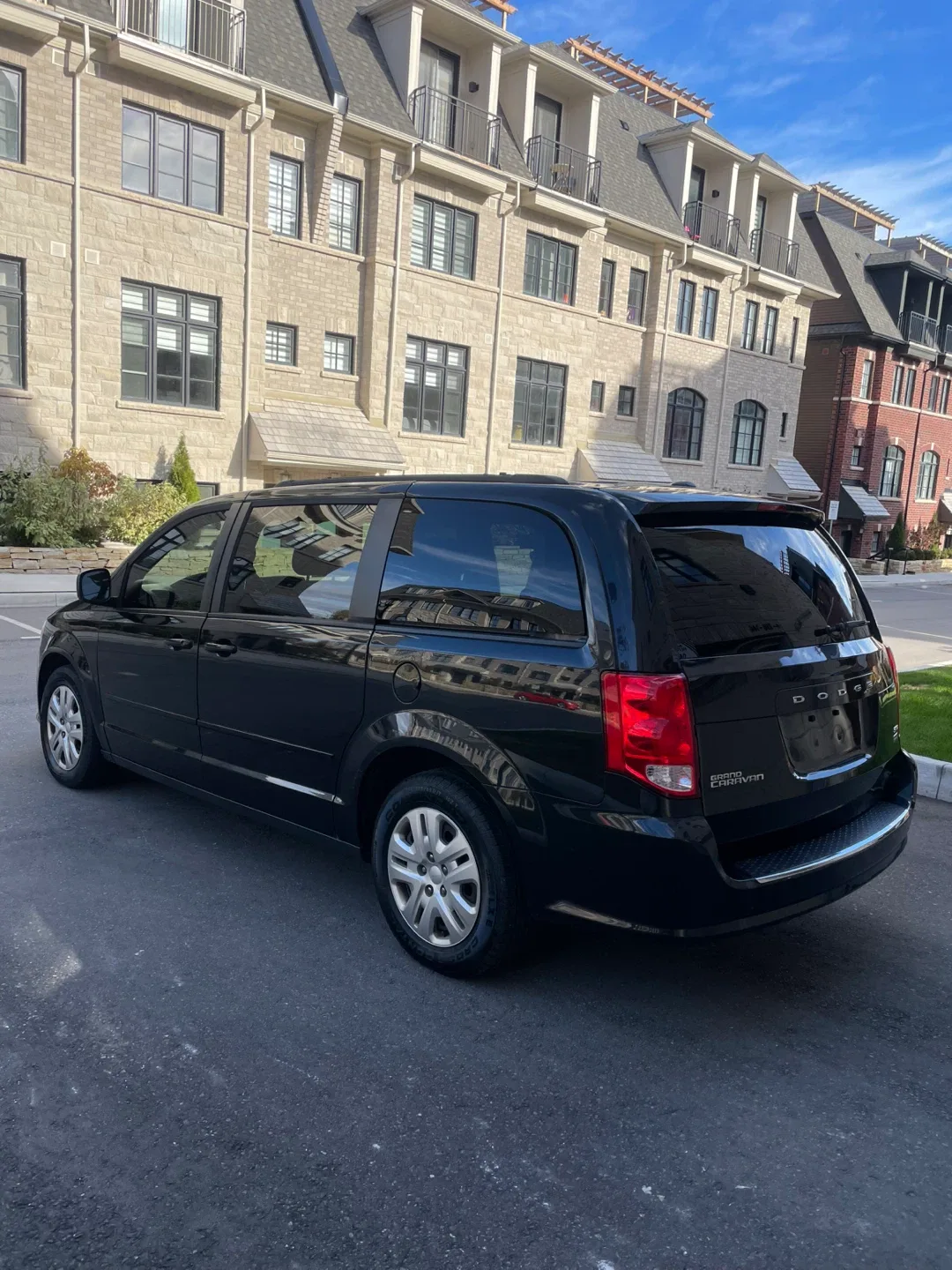 Certified 2016 Dodge Caravan image indicator(3)