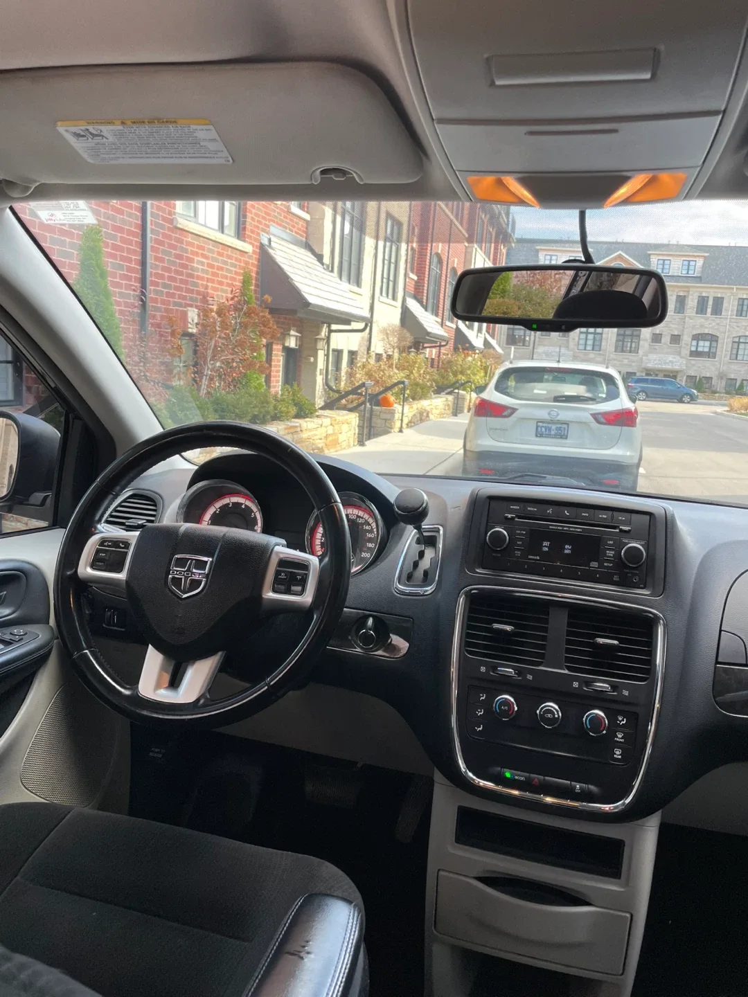 Certified 2016 Dodge Caravan image indicator(8)