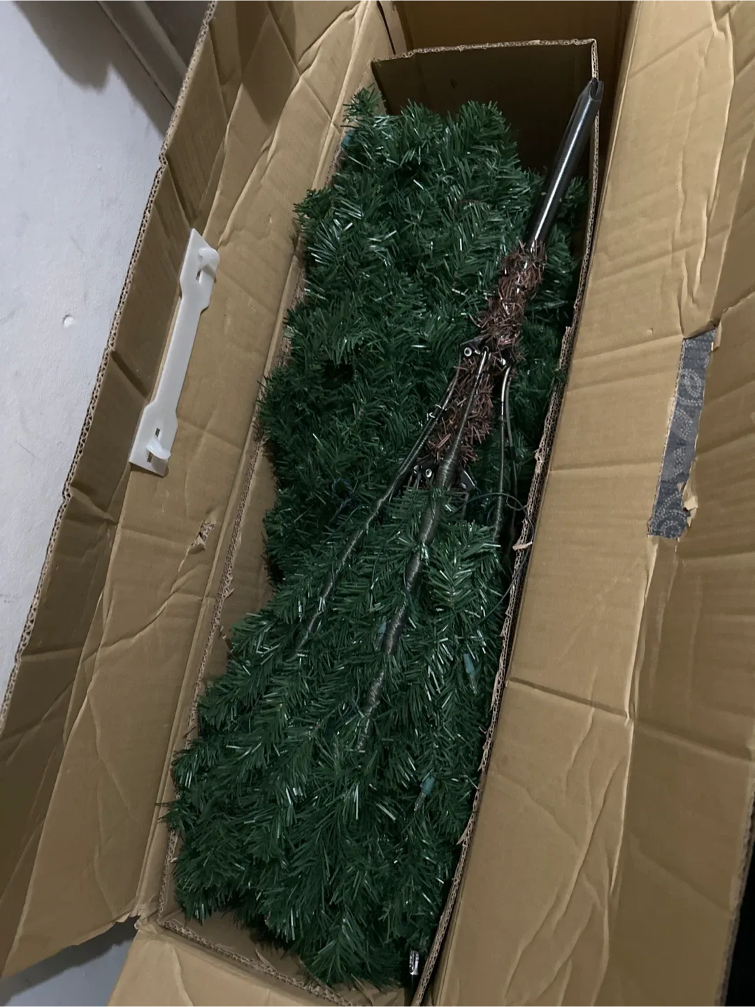 NOMA 6 1/2' Linden Colour-Changing Tree image indicator(3)