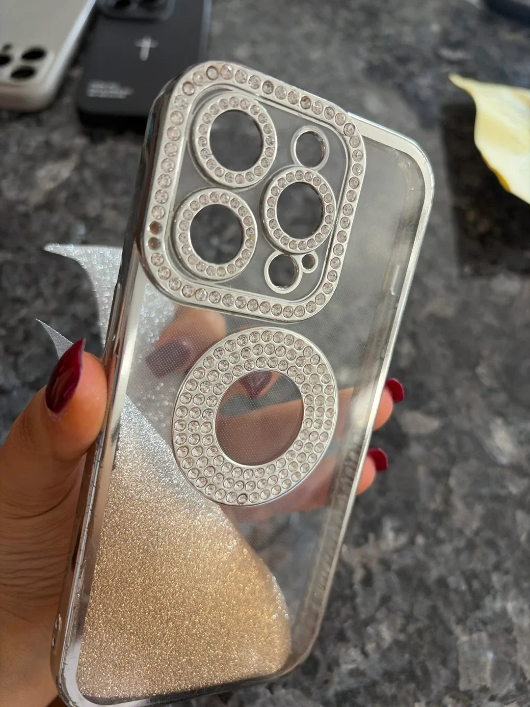 iPhone Case with Rhinestones image indicator(2)