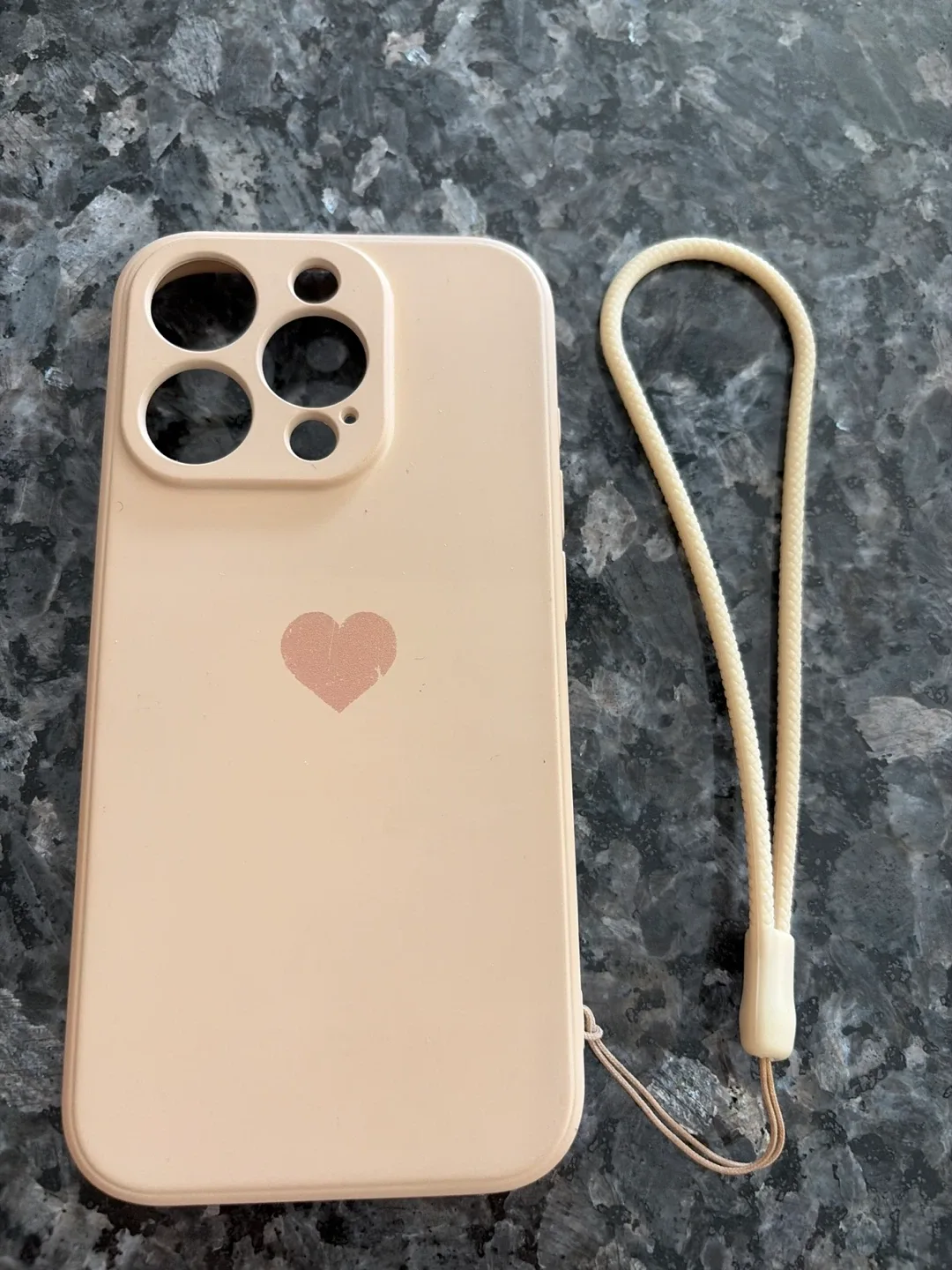 iPhone 15 pro Case - Beige with Heart