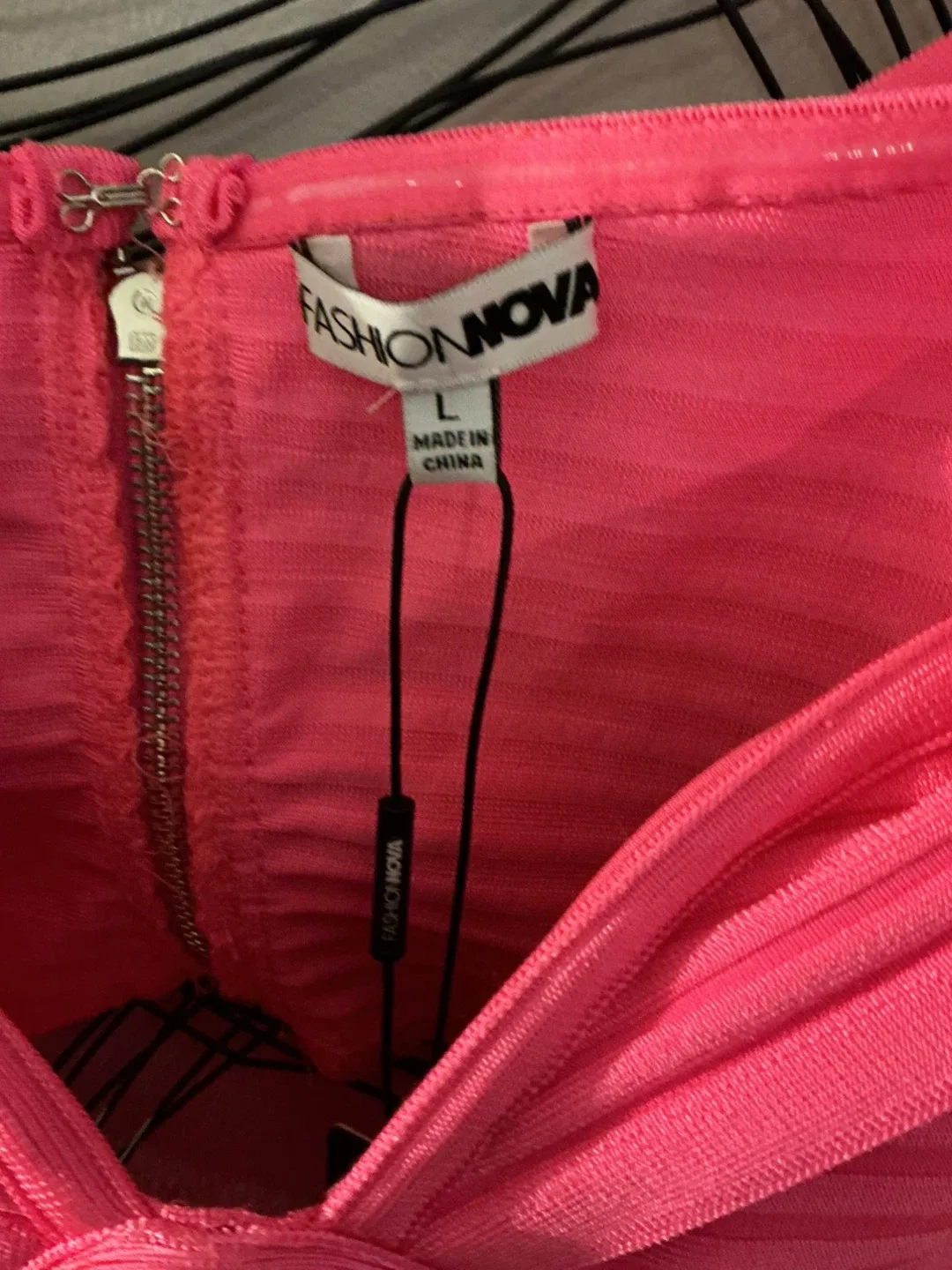 💖 Hot Pink Barbie Dream Dress – Brand New w/ Tags! image indicator(4)