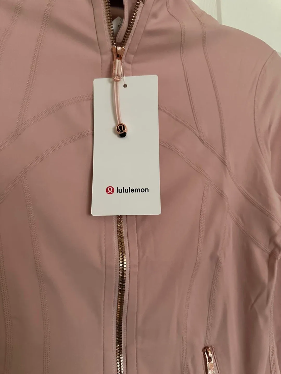 Lululemon jacket image indicator(3)