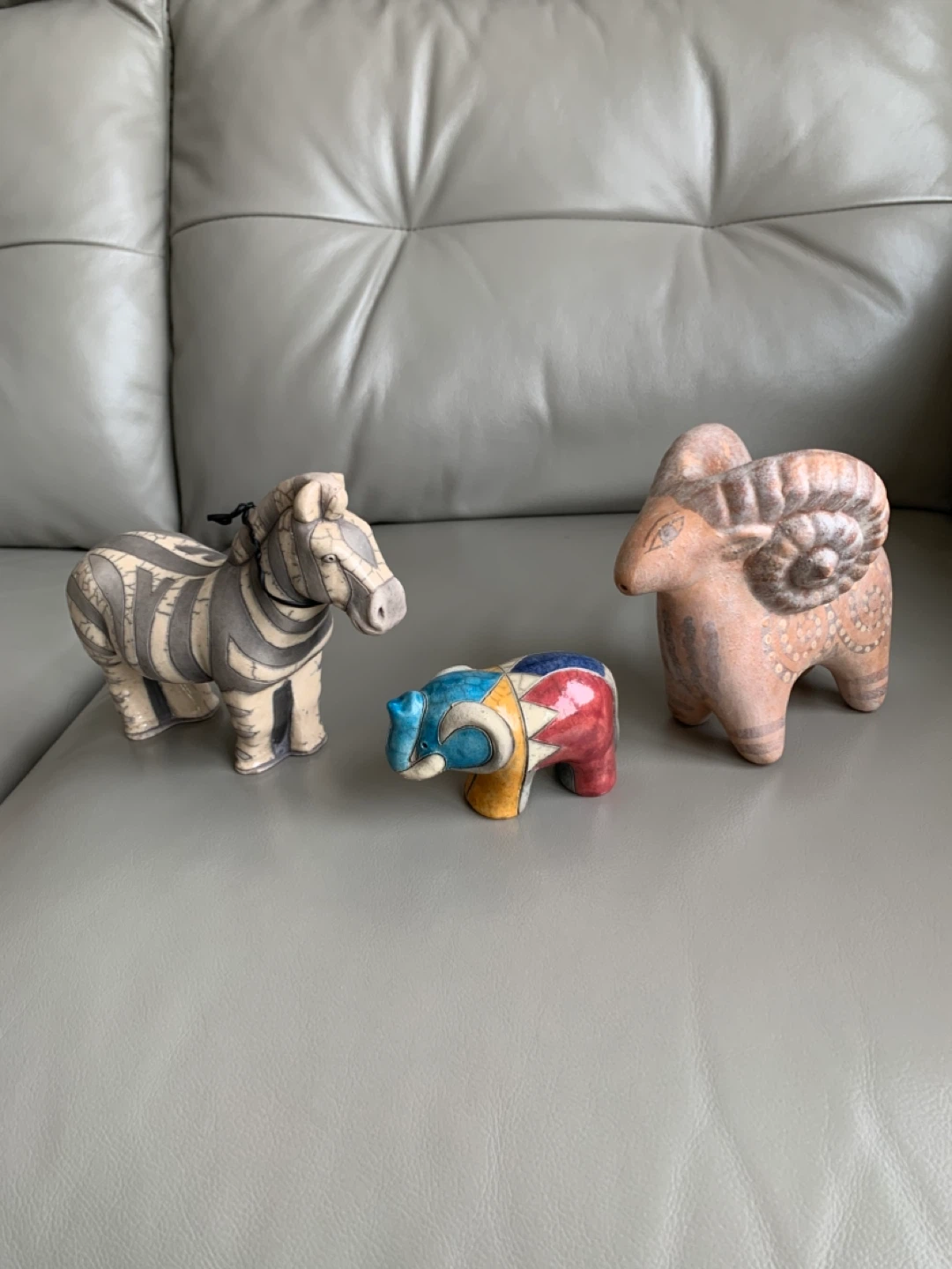 “ Hand Crafted African Wild Life  Figurines fir Home Decor “ ! - photo 2