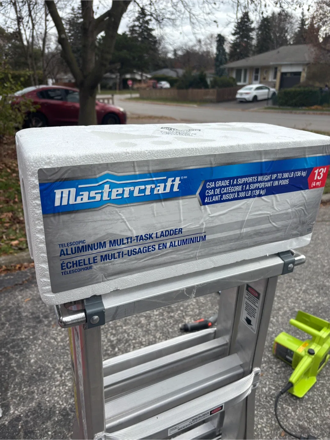 Mastercraft 13ft Aluminum Multi-Task Ladder - Like New! image indicator(2)