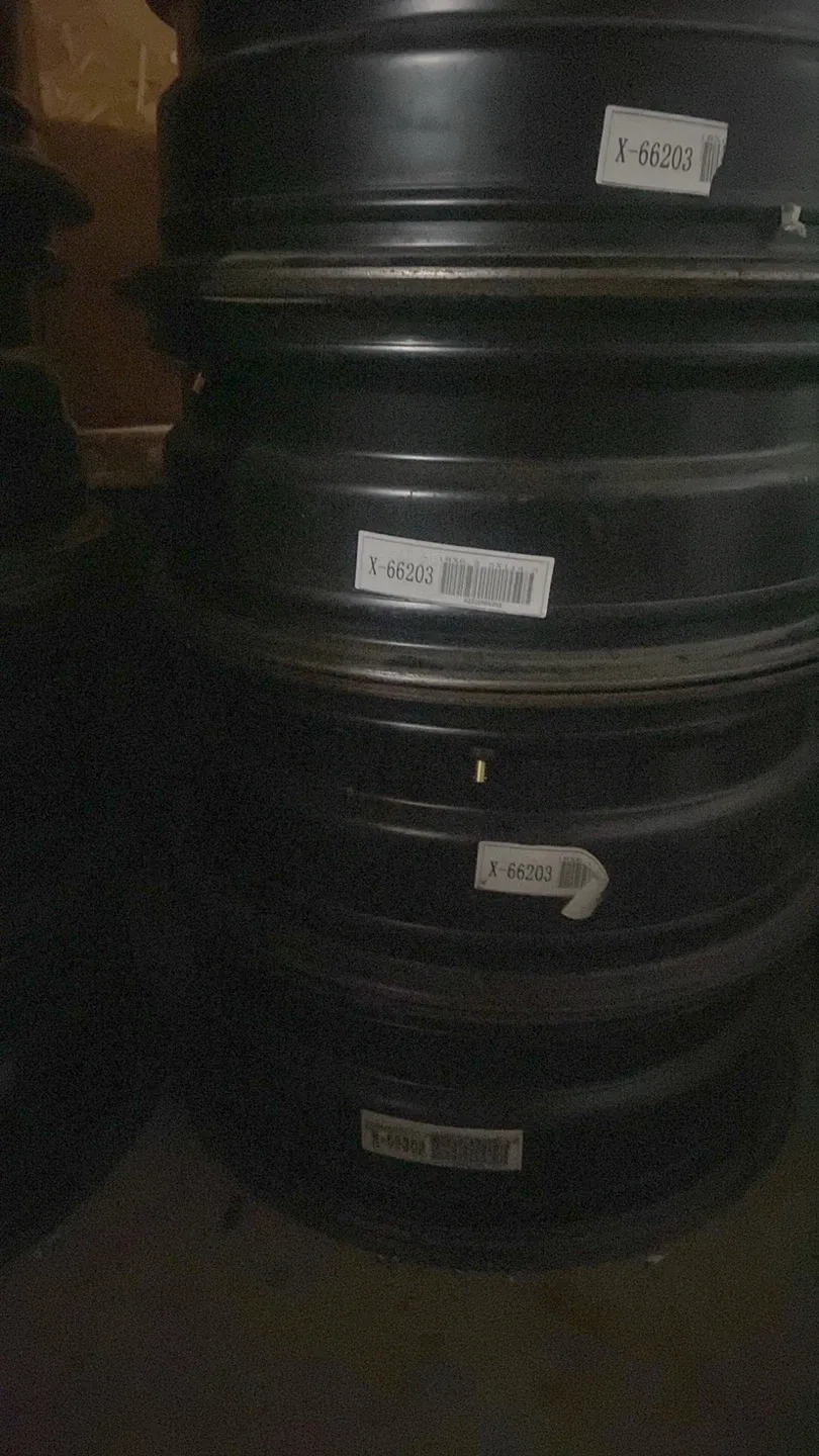 Steel Rims - Set of 4 image indicator(3)