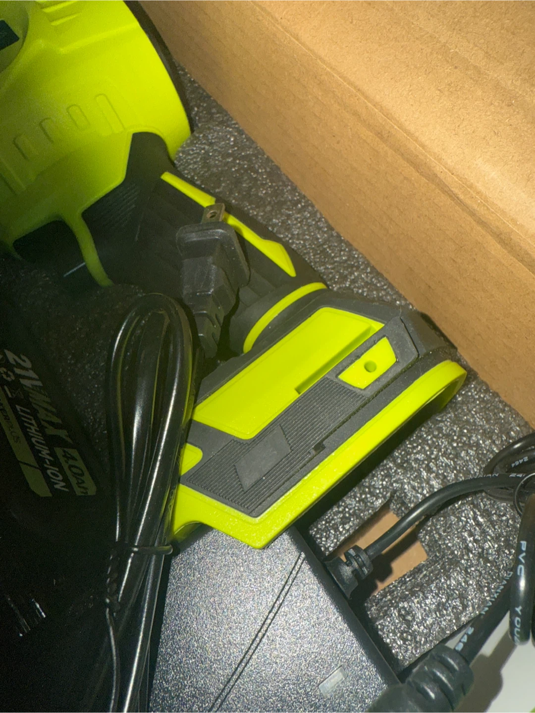 Cordless leaf blower brand new - photo 4