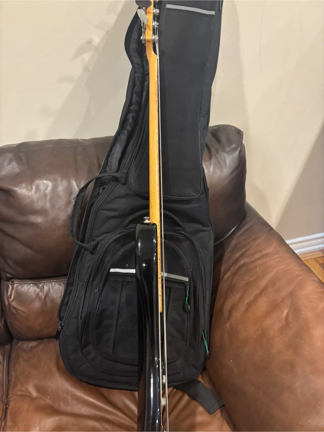 Torres Bass Guitar & PSK Bass Amplifier BA-30 image indicator(3)