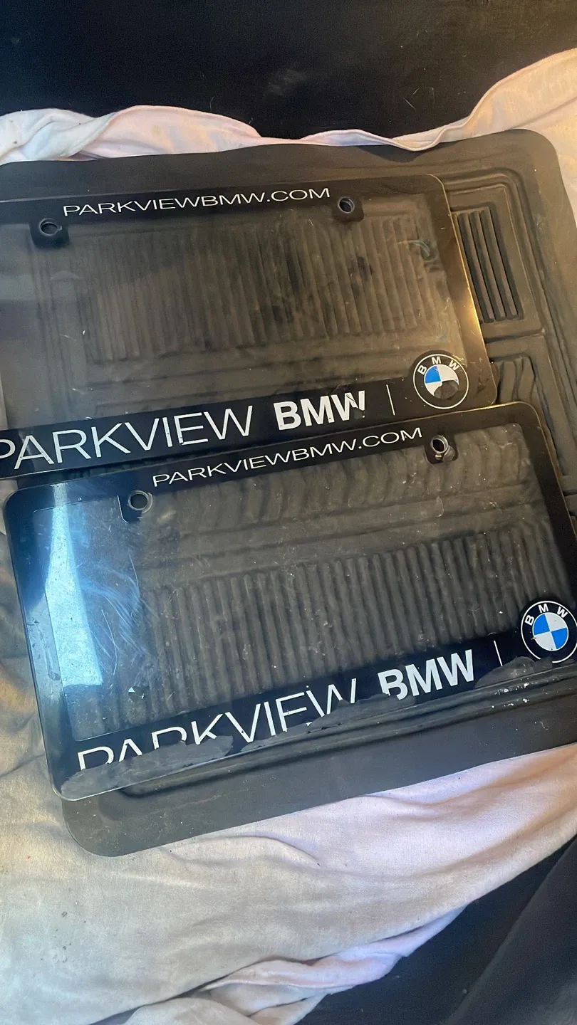 Bmw license plate frame cover