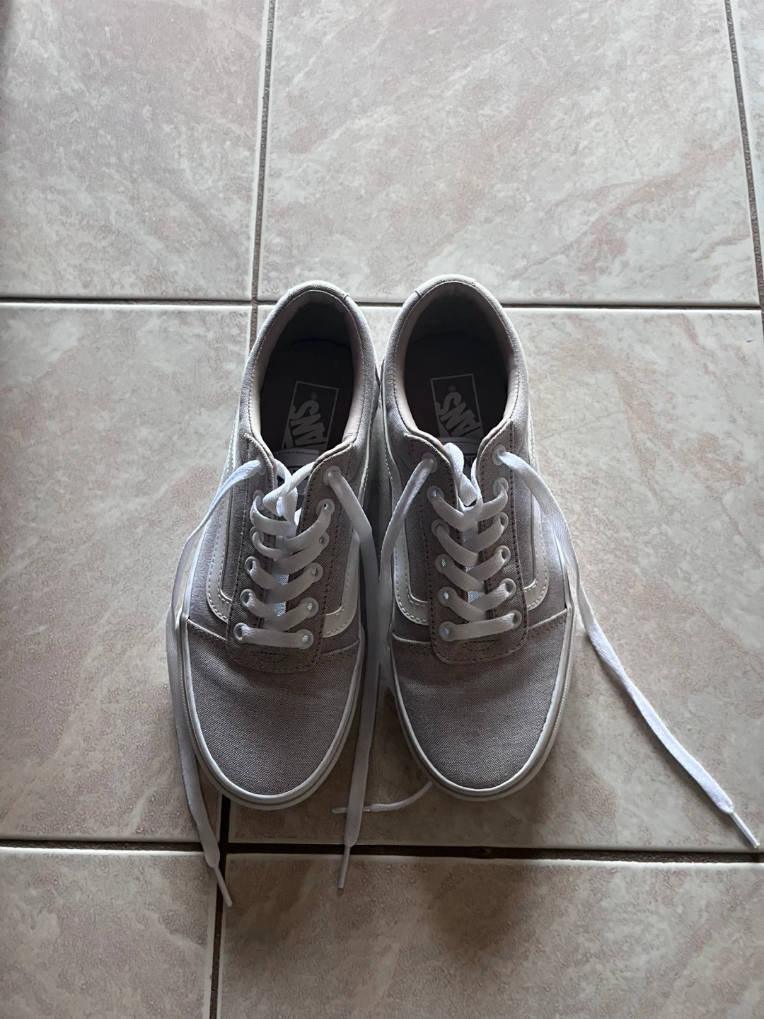 Vans Ward Low-Top Sneakers, Size 7 ,8(Women's) - photo 3