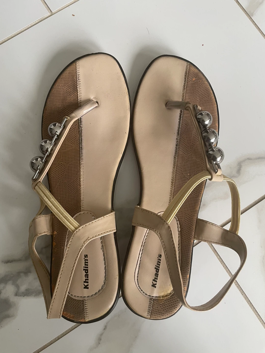 Khadim's Beige Sandals - Size 7 - photo 2
