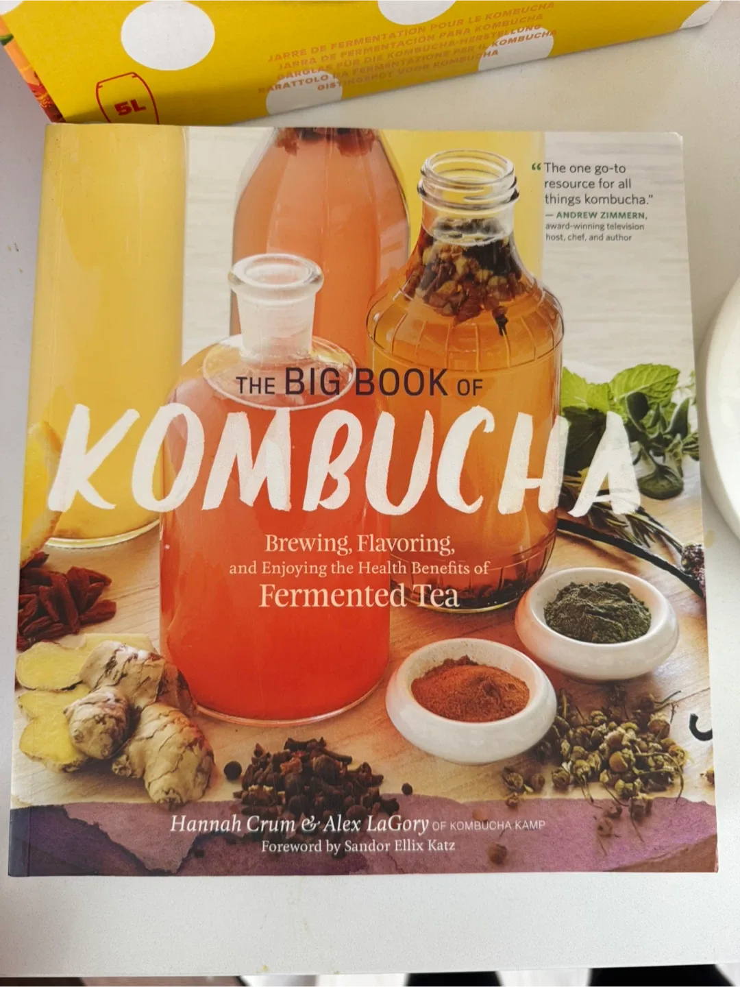 Kombucha Brewing Jar + Book image indicator(2)