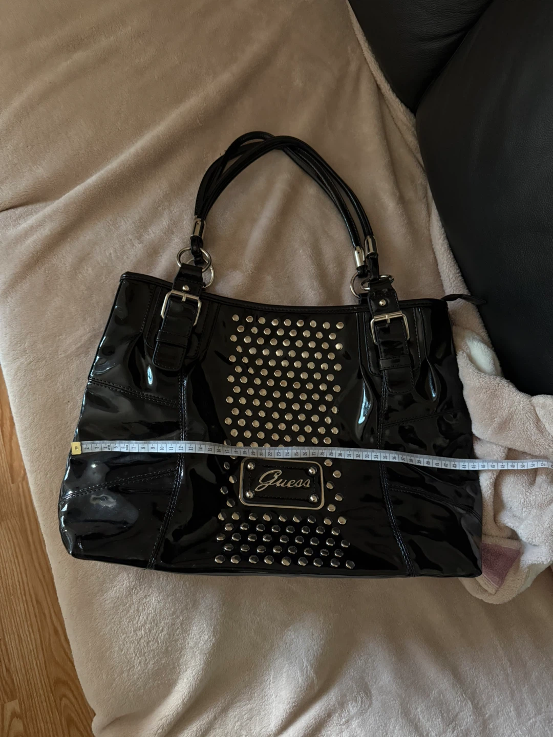Guess Black Patent Leather Studded Tote Bag - photo 4