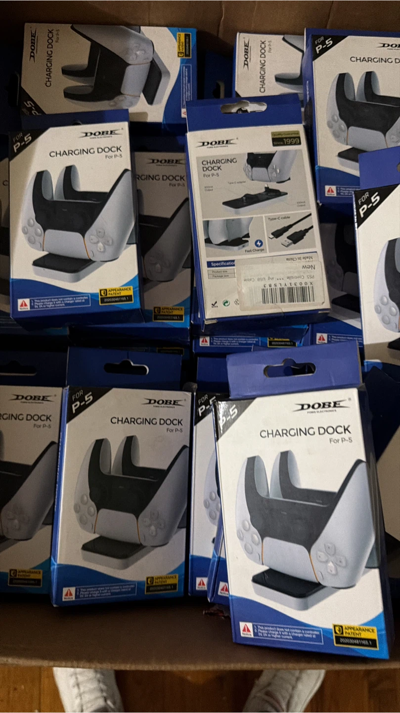 New DOBE Charging Dock for PS5