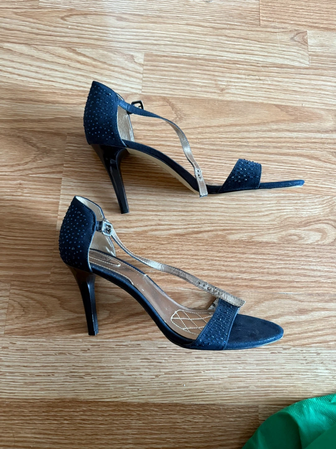 Elegant Navy Blue Heels - Size 8.5