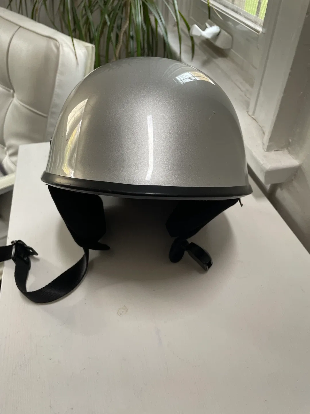 OMG Accessories Silver Motorcycle Helmet image indicator(3)