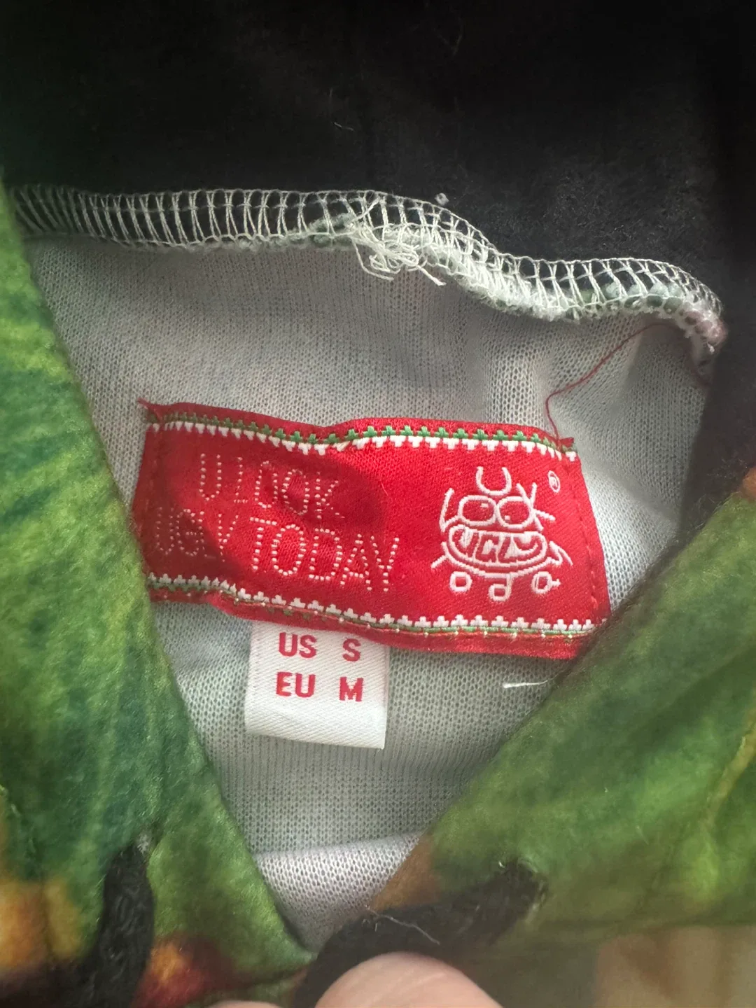 UGLY Christmas Hoodie - Size S image indicator(3)